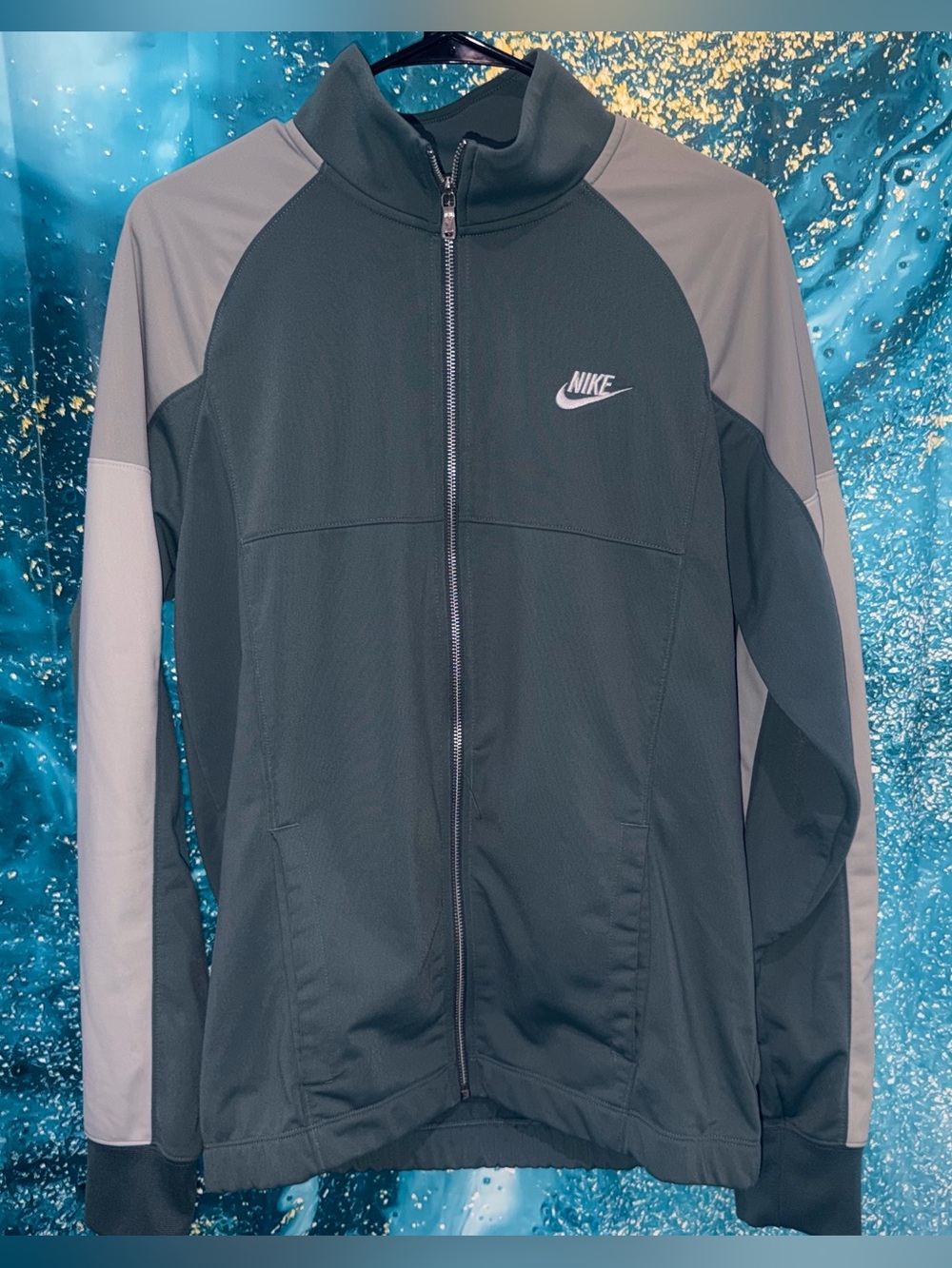 Nike Men's Green and Light Gray Full-Zip Performance Jacket